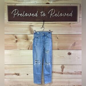 American Eagle Mom Straight Jeans